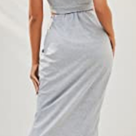Women's Casual Sleeveless Summer Two Piece Outfits Crop Top and Side Split Drape - Picture 3 of 6